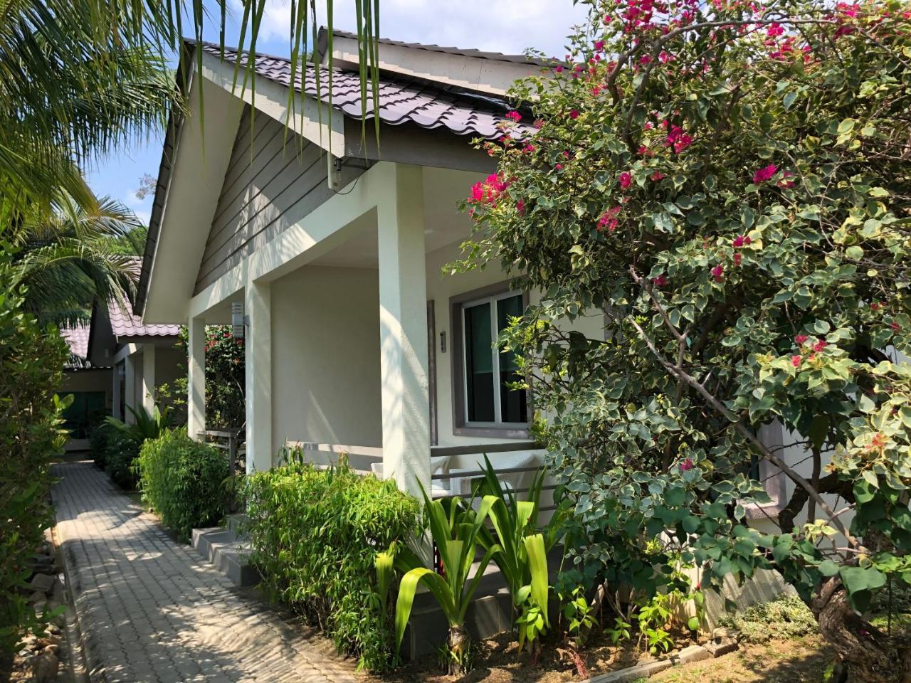 Fuuka Villa Pantai Cenang  Εξωτερικό φωτογραφία